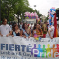  la Lesbian & Gay Pride parle de mascarade du Parquet - Agression homophobe de Lyon 
