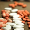 Act Up alerte sur des ruptures d'approvisionnement d'antirtroviraux dans les pharmacies   - 